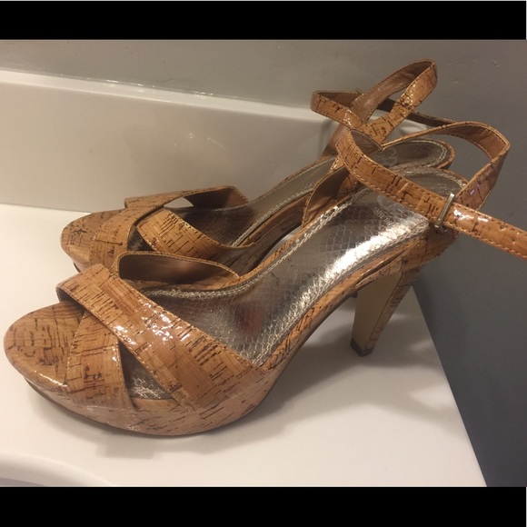 Gianni Bini Dress Sandals - Picture 4 of 9